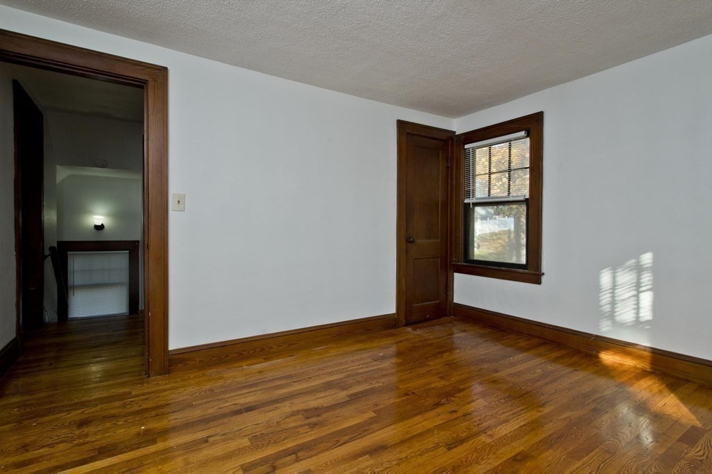 1003 Allen Street Springfield, MA 01118 - Photo 23 of 25