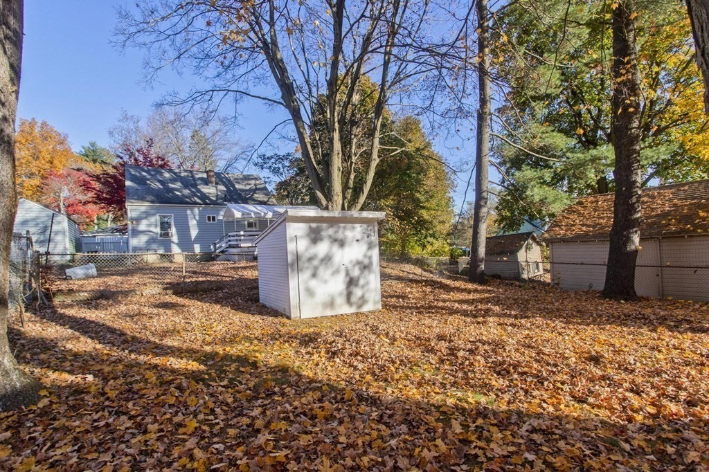 1003 Allen Street Springfield, MA 01118 - Photo 5 of 25