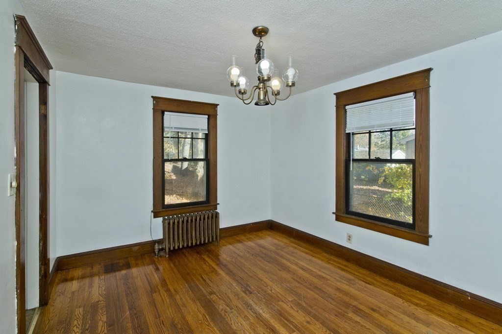 1003 Allen Street Springfield, MA 01118 - Photo 10 of 25