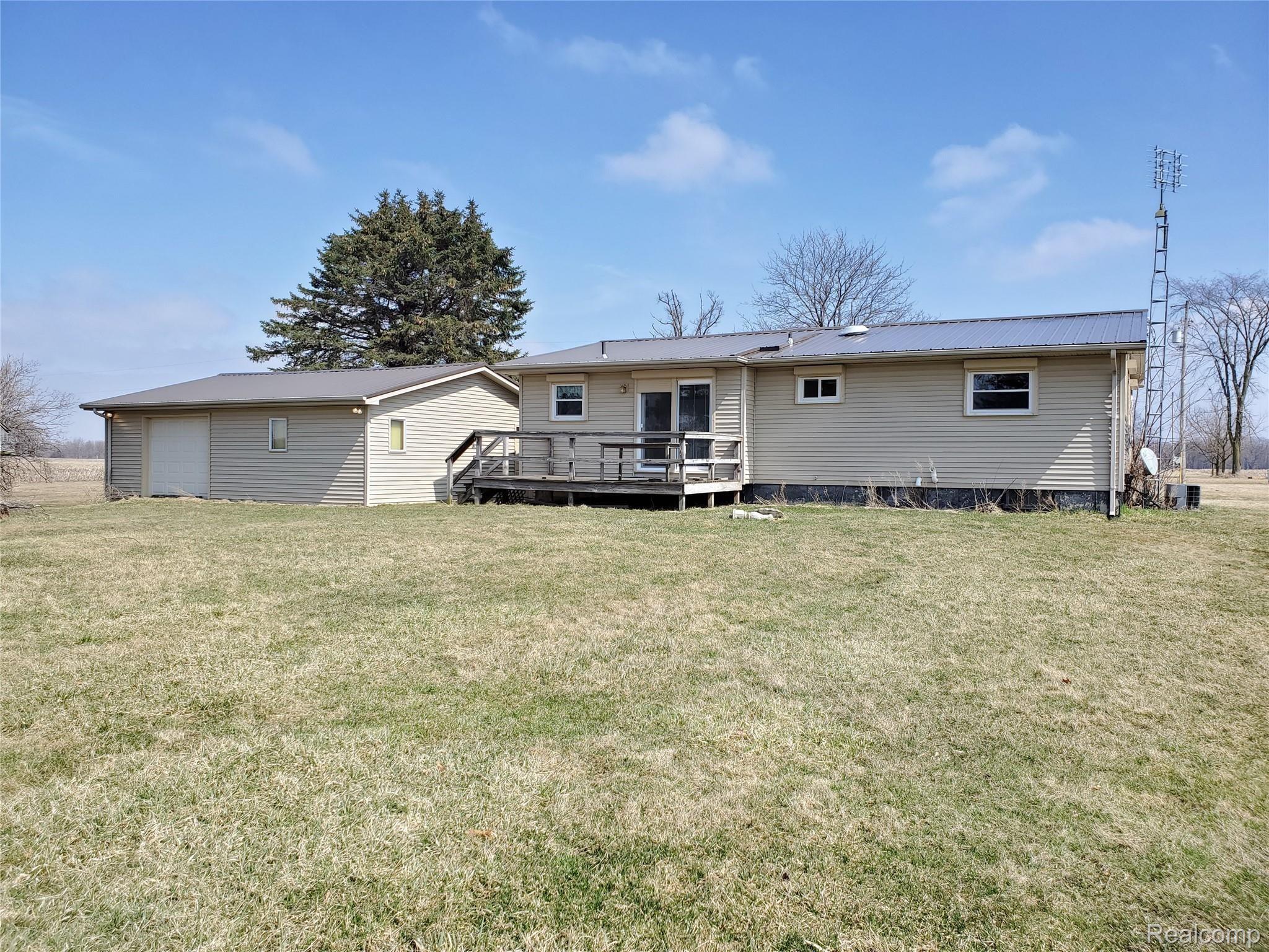 12124 Bird Road Gaines, MI 48436 - Photo 20 of 25 20220405_141707.jpg