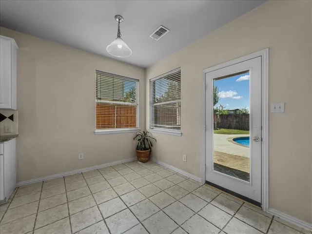 $2,900 | 5609 Freedom Lane, Rowlett, TX 75089