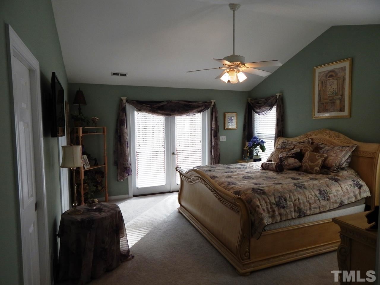 1009 Landscape Lane Raleigh, NC 27614 - Photo 11 of 25