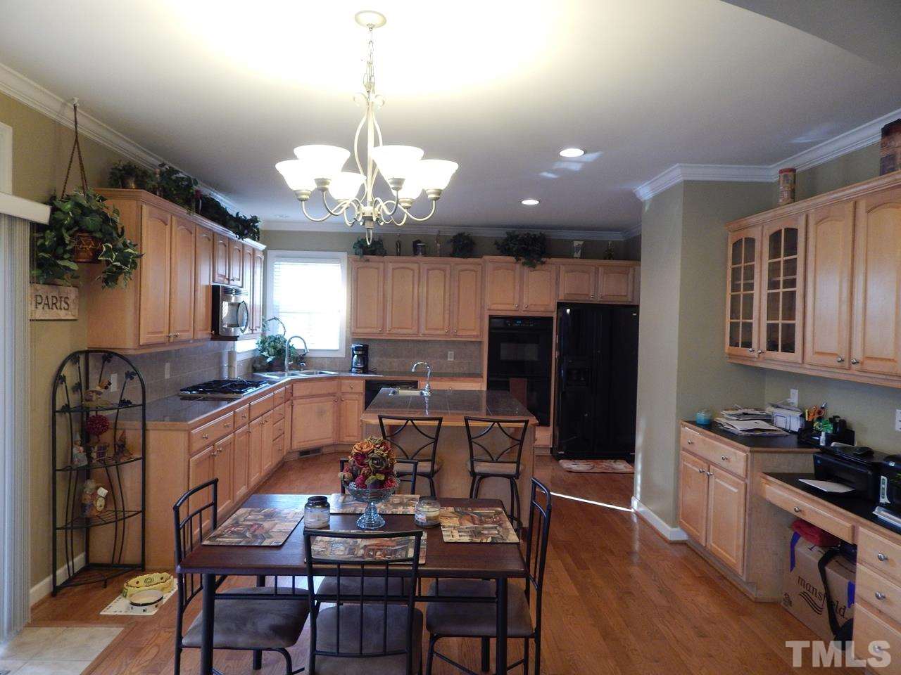 1009 Landscape Lane Raleigh, NC 27614 - Photo 4 of 25