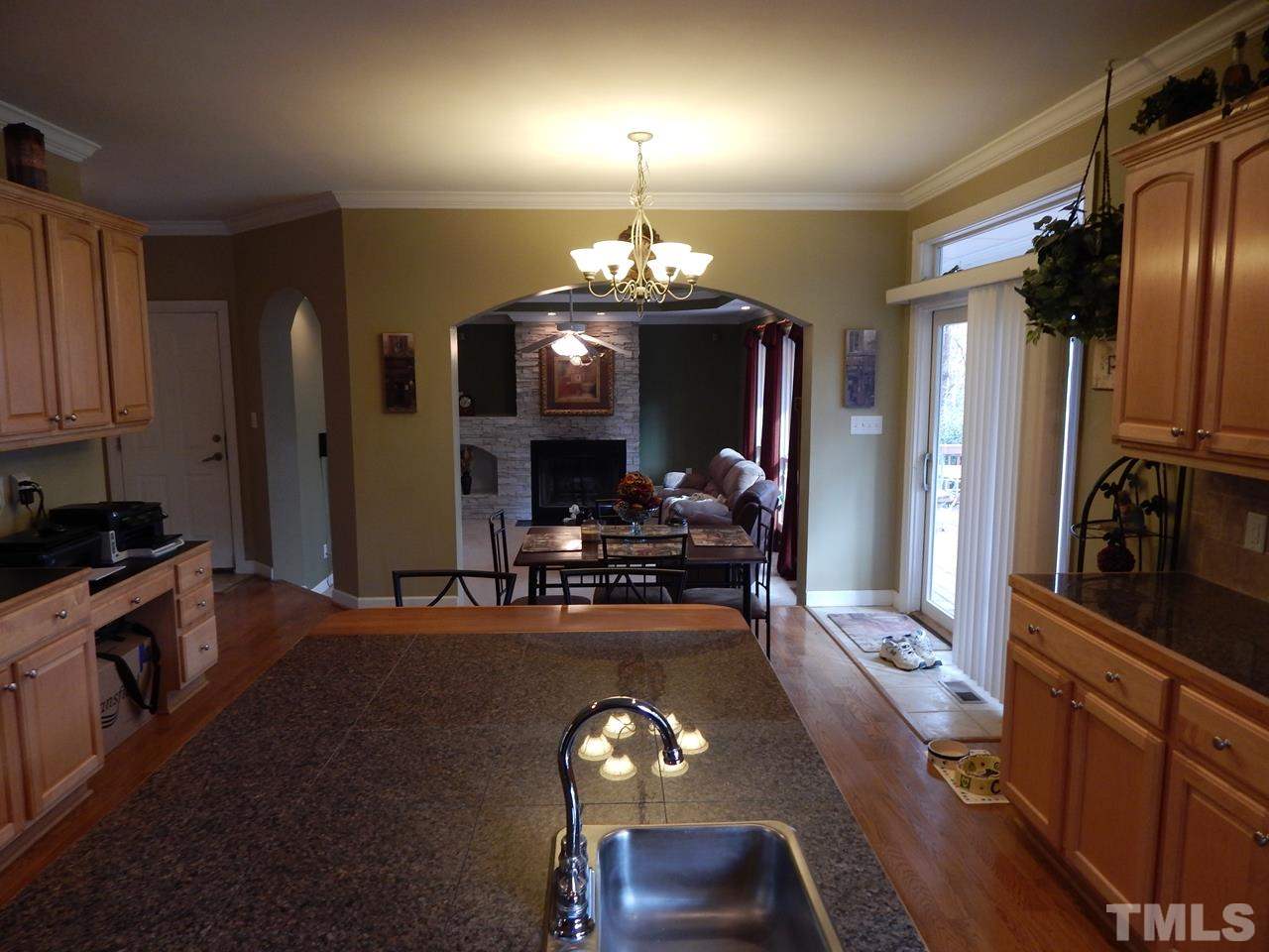1009 Landscape Lane Raleigh, NC 27614 - Photo 7 of 25