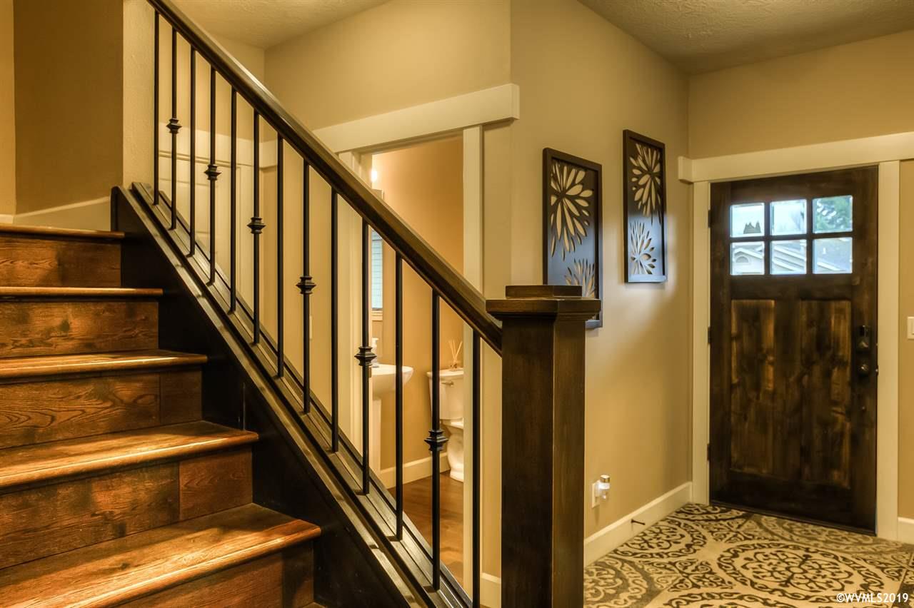 875 Southwest Foxhill Avenue Sublimity, OR 97385 - Photo 20 of 42 Gallery Image 20