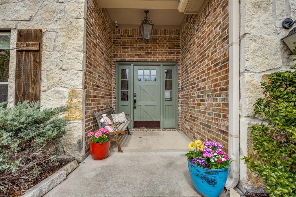 1462 Durham Road Whitewright, TX 75491 - Photo 2 of 40 a front view of a house with dining space