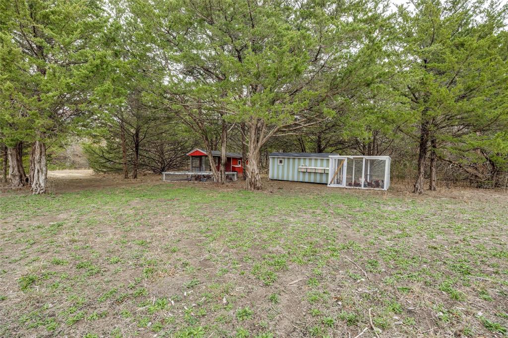 1462 Durham Road Whitewright, TX 75491 - Photo 36 of 40 a house view with a sitting space
