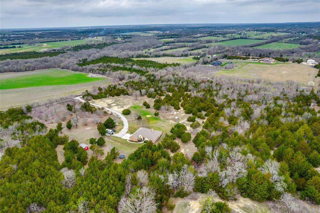 1462 Durham Road Whitewright, TX 75491 - Photo 39 of 40 a view of a city with an ocean