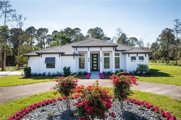 $8,000 | 5772 Green Boulevard, Naples, FL 34116