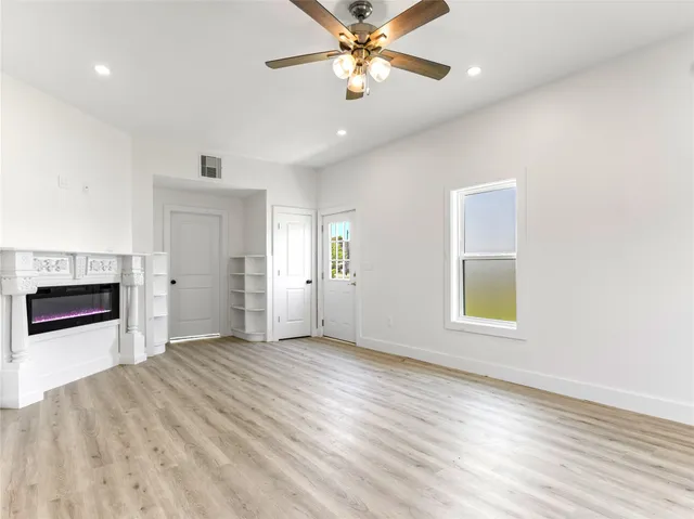 $210,000 | 1014 Humphrey Street, Palacios, TX 77465