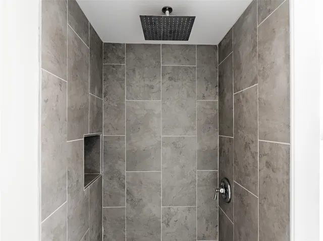 $210,000 | 1014 Humphrey Street, Palacios, TX 77465