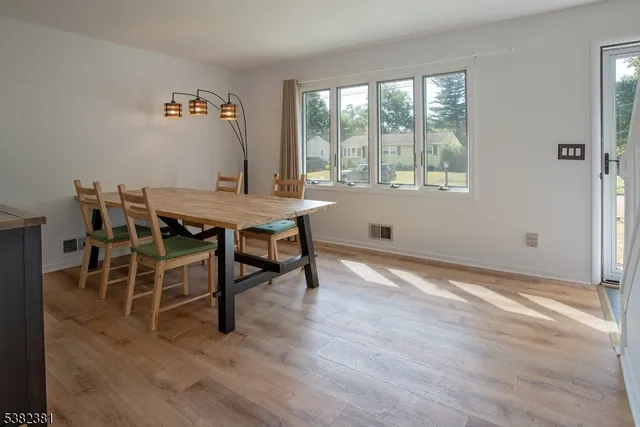 $549,000 | 14 New Street, Middlesex, NJ 08846