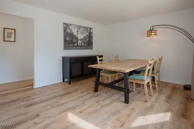 $549,000 | 14 New Street, Middlesex, NJ 08846