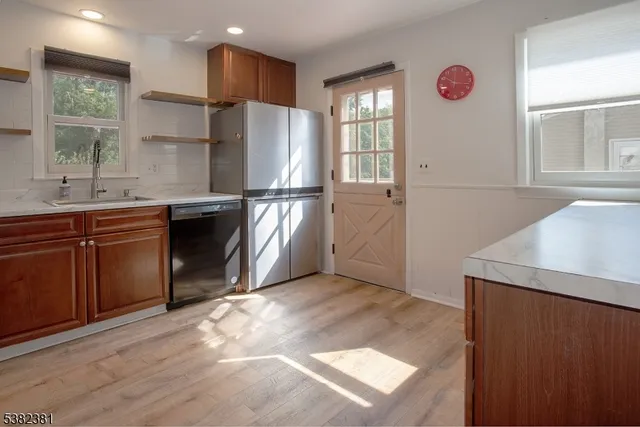 $549,000 | 14 New Street, Middlesex, NJ 08846