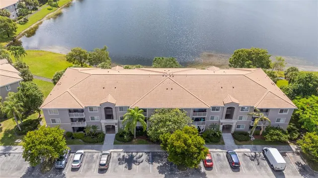 $285,000 | 5021 Wiles Road, Unit 202, Coconut Creek, FL 33073