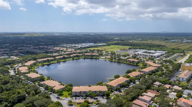 $285,000 | 5021 Wiles Road, Unit 202, Coconut Creek, FL 33073