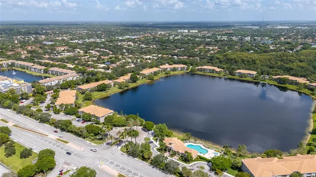 $285,000 | 5021 Wiles Road, Unit 202, Coconut Creek, FL 33073