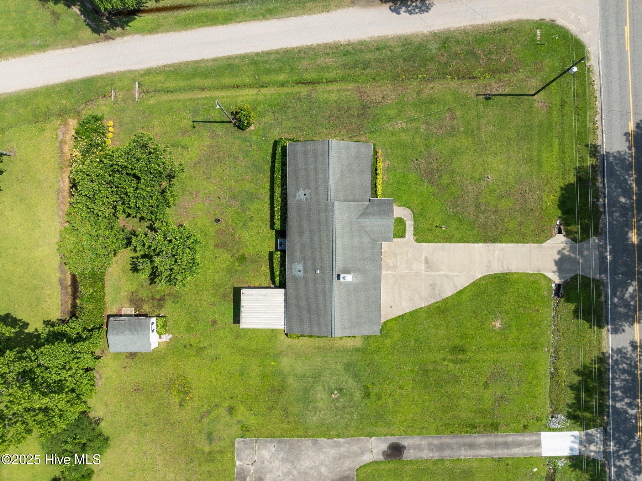 4199 Whichard Road Greenville, NC 27834 - Photo 6 of 50 6-web-or-mls-DJI_0193