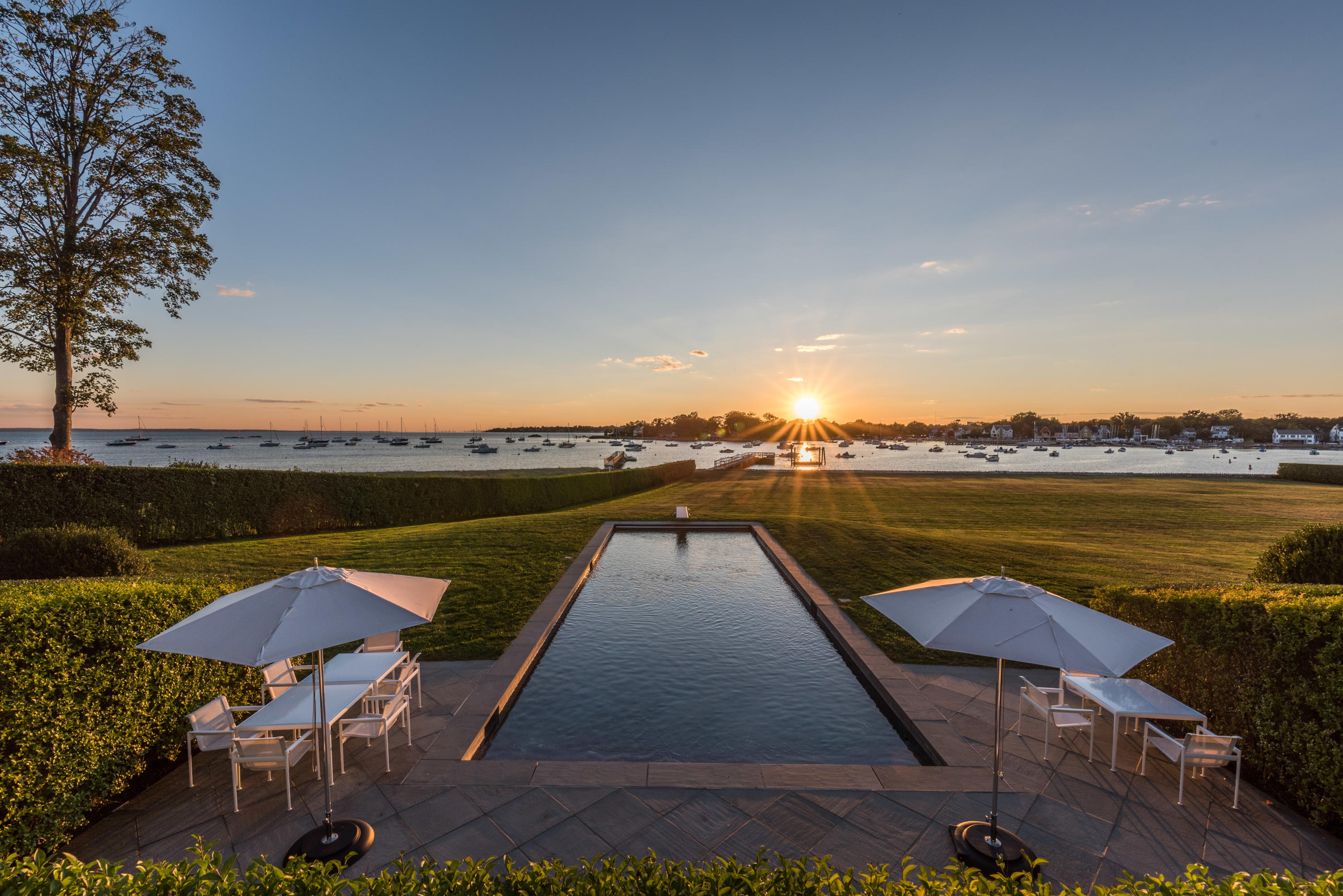 163 Pear Tree Point Road Darien, CT 06820 - Photo 5 of 24