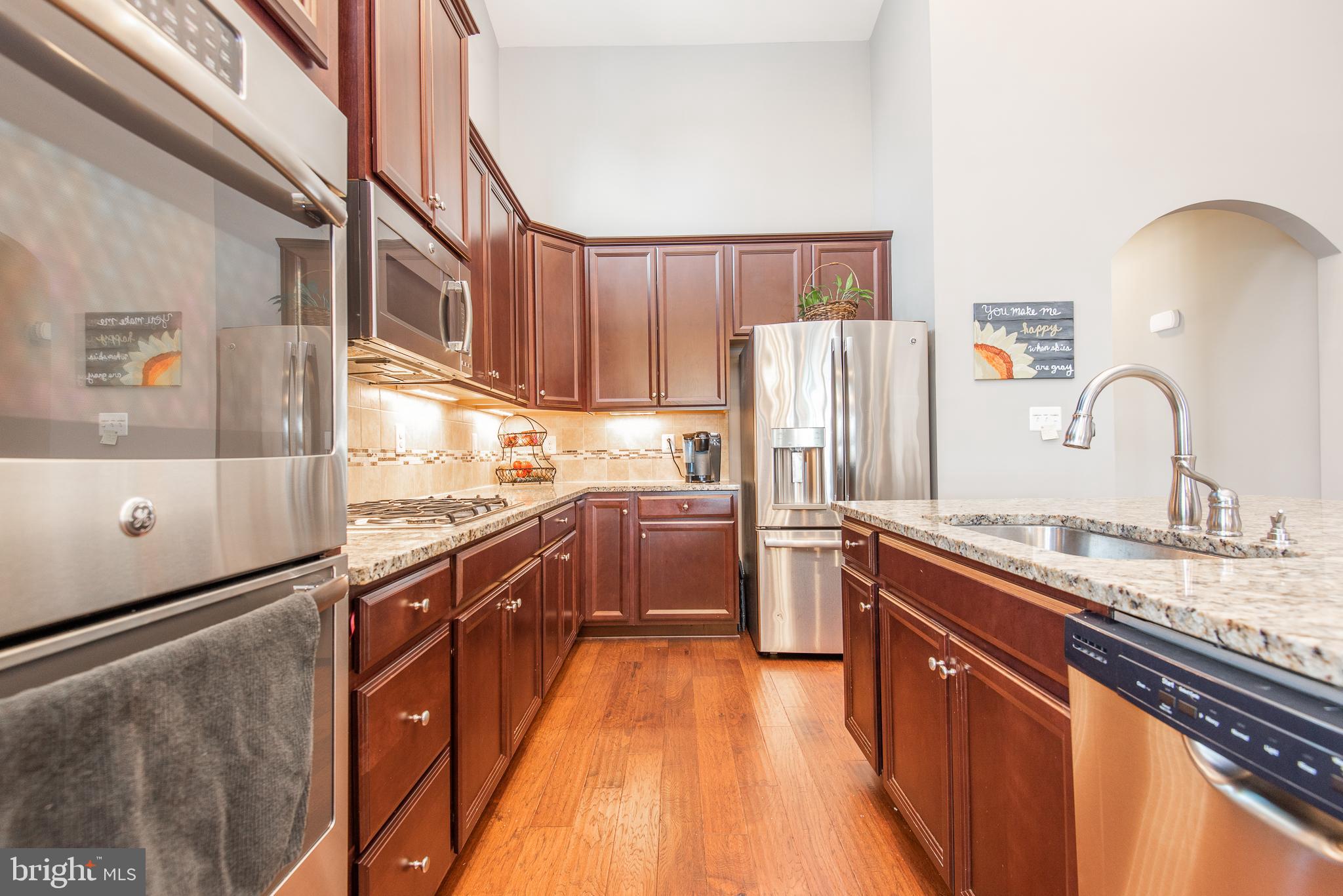 25837 Racing Sun Drive Aldie, VA 20105 - Photo 11 of 48 Large Kitchen w/Double Ovens