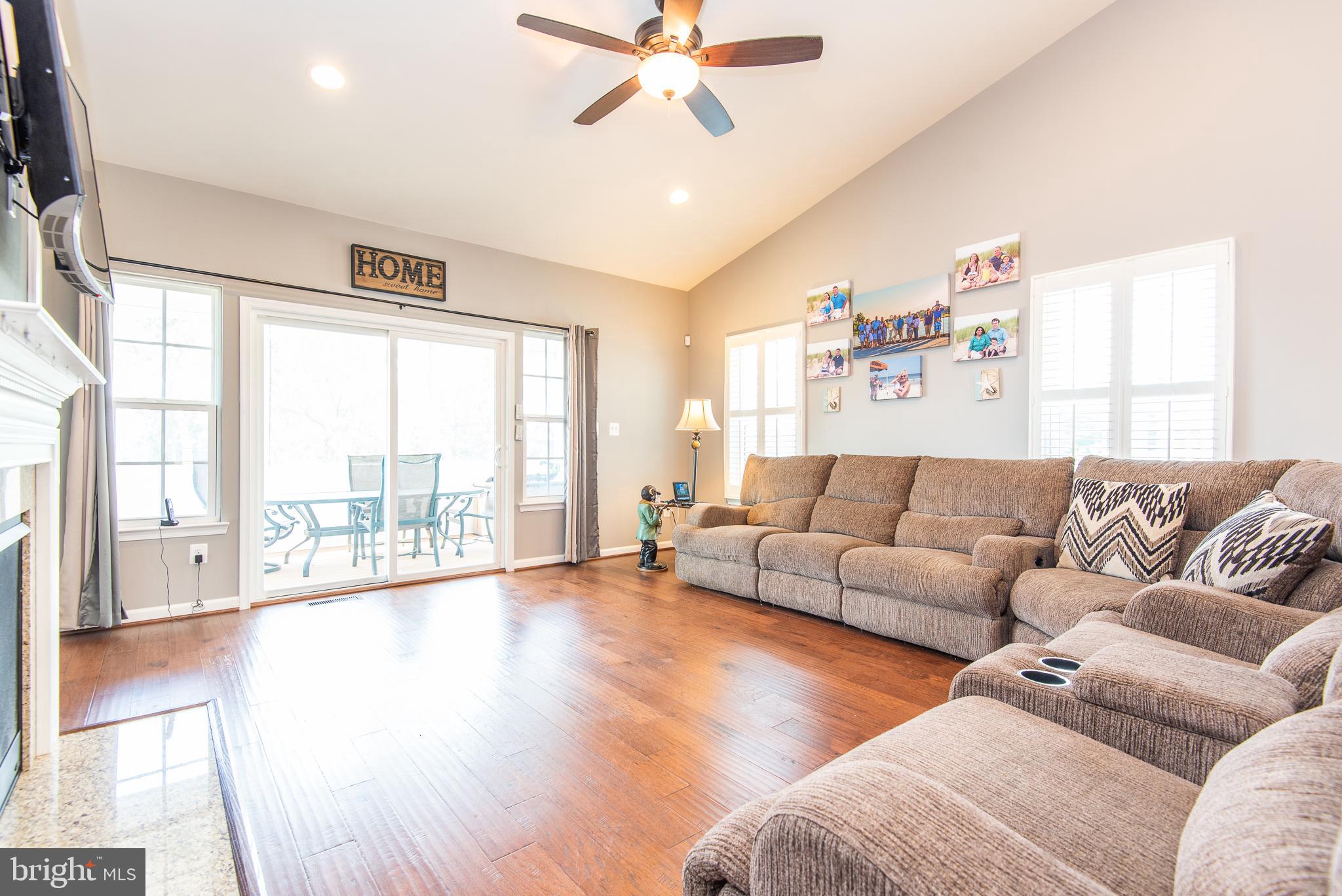 25837 Racing Sun Drive Aldie, VA 20105 - Photo 17 of 48 Great Room w/Access to Screened Porch