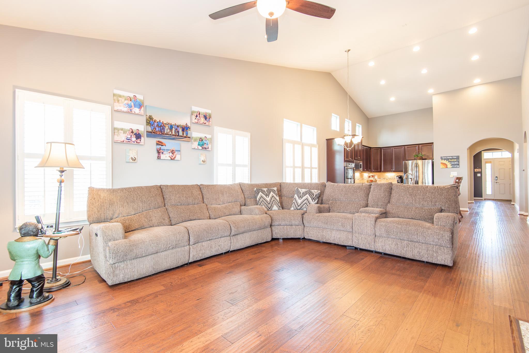 25837 Racing Sun Drive Aldie, VA 20105 - Photo 18 of 48 Large Great Room