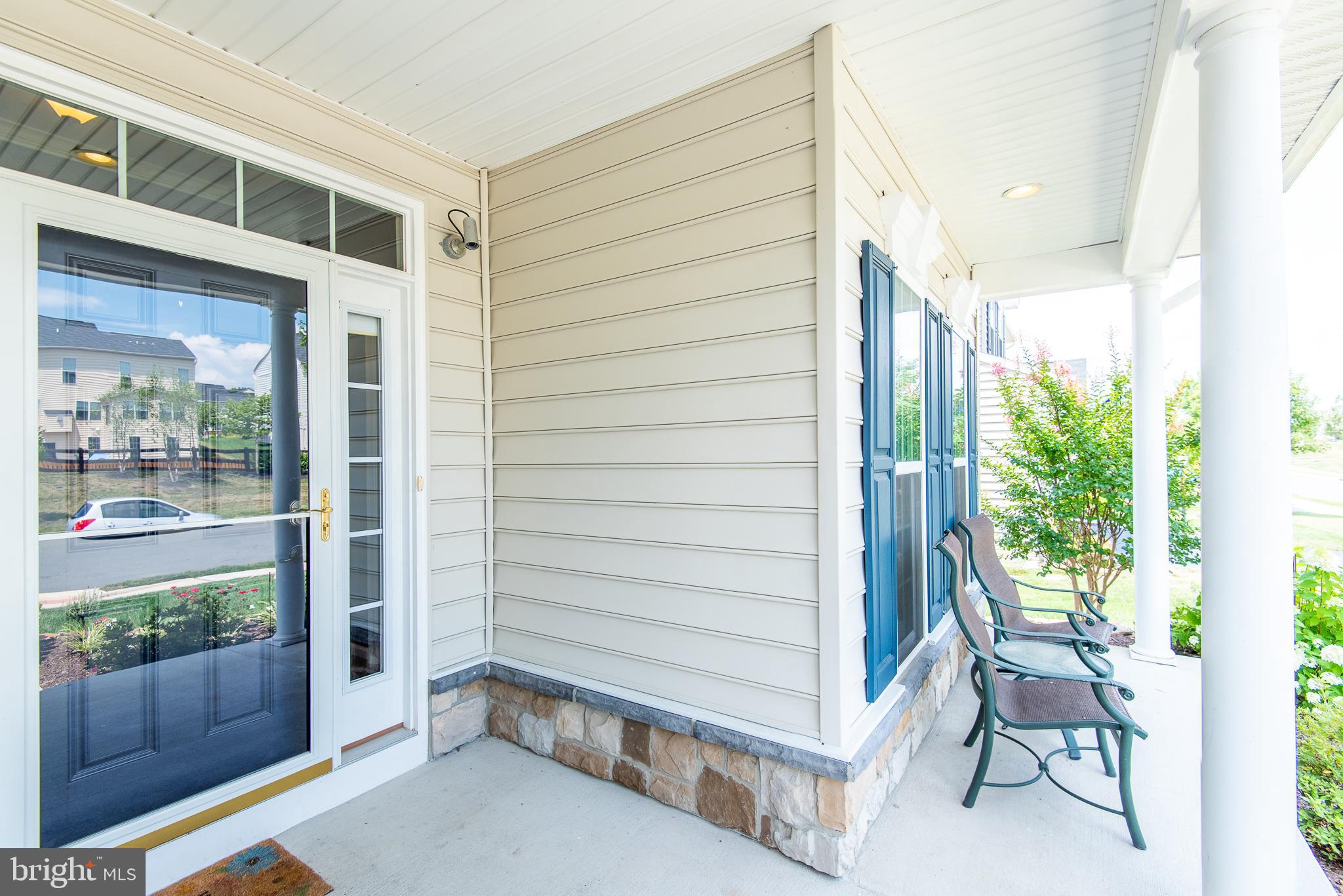 25837 Racing Sun Drive Aldie, VA 20105 - Photo 4 of 48 Front Porch