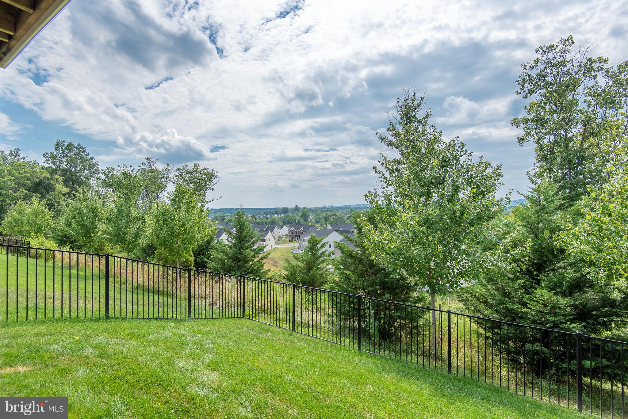 25837 Racing Sun Drive Aldie, VA 20105 - Photo 41 of 48 Back Yard - Fenced
