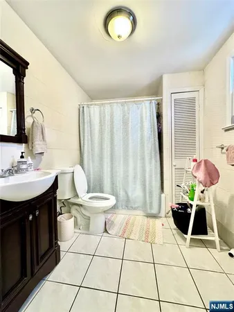 $399,999 | 48.5 Wakeman Avenue, Newark, NJ 07104