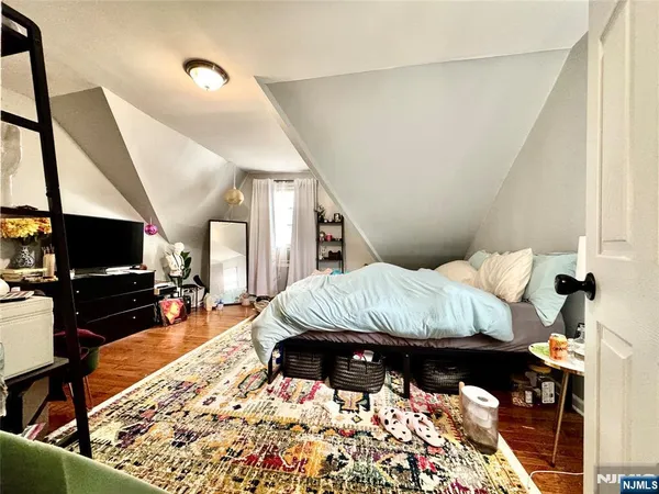 $399,999 | 48.5 Wakeman Avenue, Newark, NJ 07104