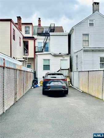 $399,999 | 48.5 Wakeman Avenue, Newark, NJ 07104