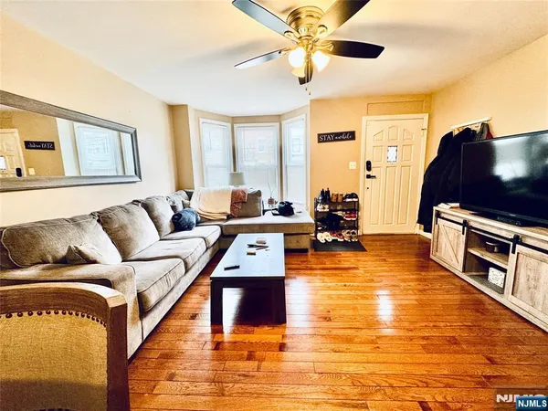 $399,999 | 48.5 Wakeman Avenue, Newark, NJ 07104