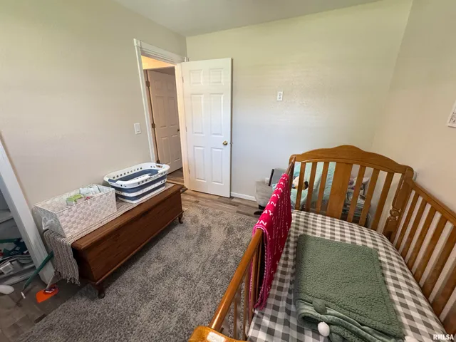 $154,500 | 801 West 5th Street, Flora, IL 62839