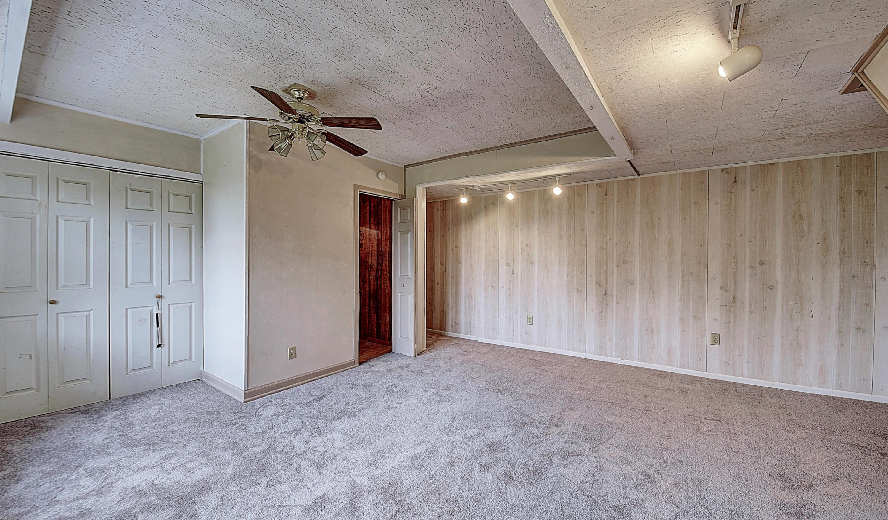 4584 Old Stage Road Kingsport, TN 37664 - Photo 25 of 44 DSC_0098_099_100_101_stitch