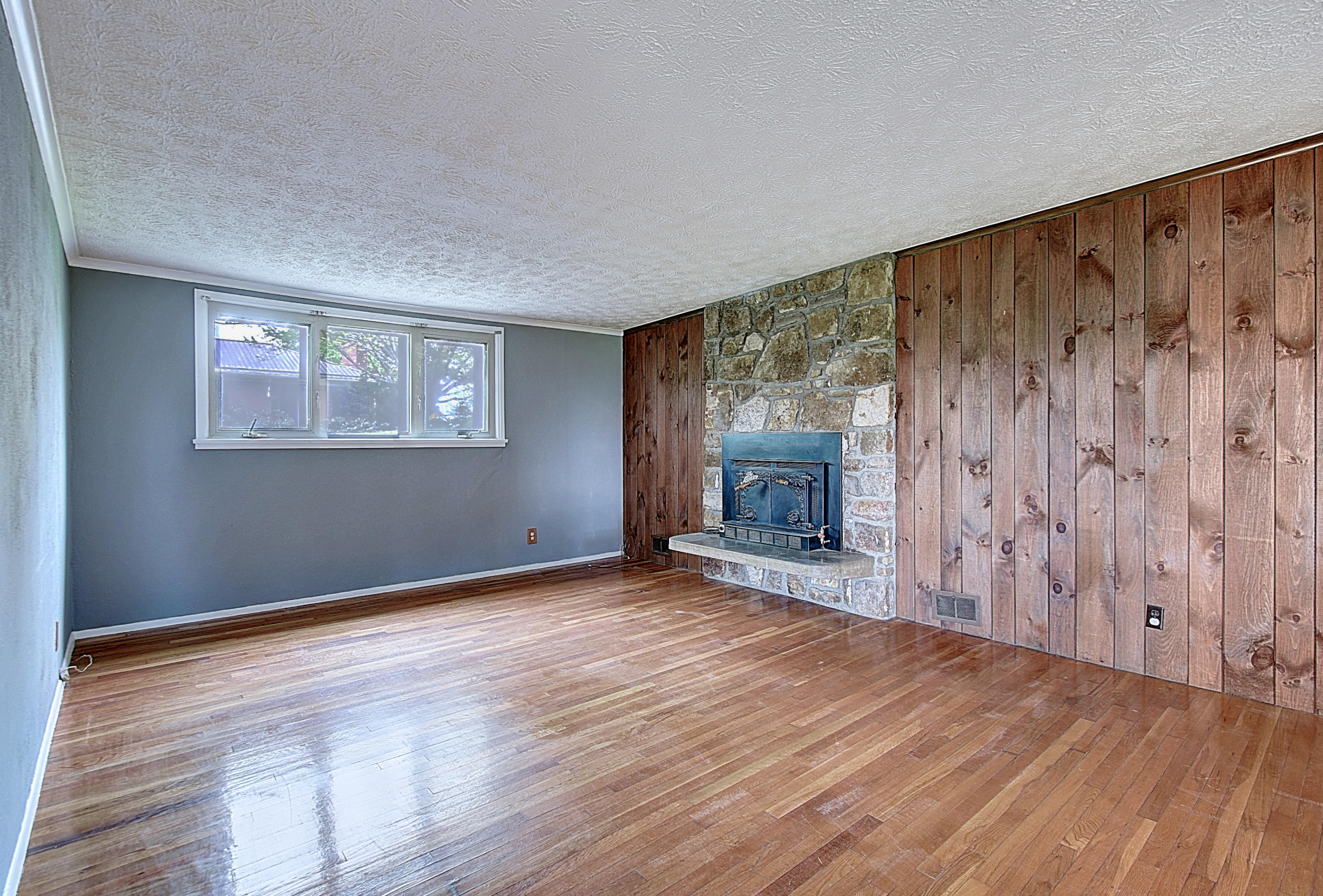 4584 Old Stage Road Kingsport, TN 37664 - Photo 9 of 44 DSC_0026_7_8_9