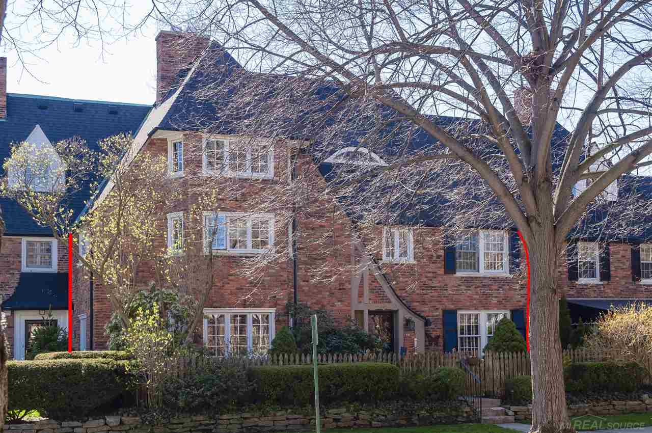 395 Rivard Boulevard Grosse Pointe, MI 48230 - Photo 1 of 54 31378482.JPG