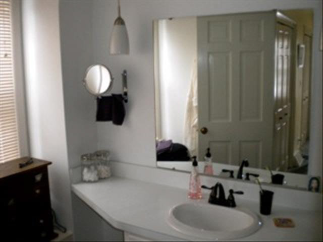 3323 North Custer Road Monroe, MI 48162 - Photo 11 of 20 20393956-10.JPG