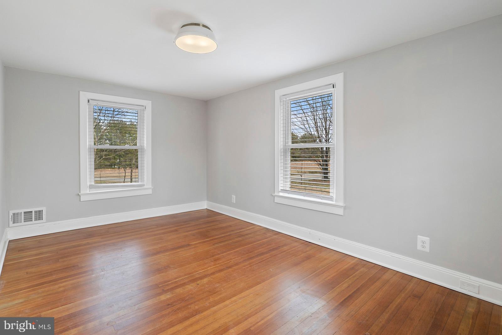 8722 Meetze Road Warrenton, VA 20187 - Photo 19 of 38 Gallery Image 19