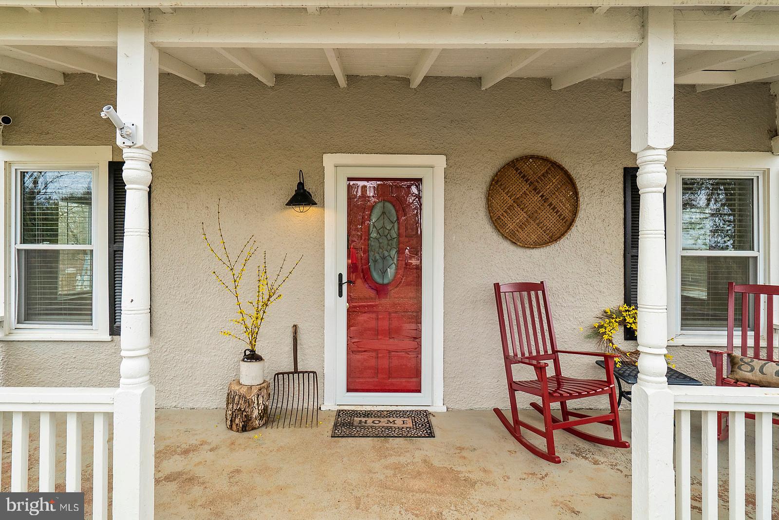 8722 Meetze Road Warrenton, VA 20187 - Photo 4 of 38 Gallery Image 4