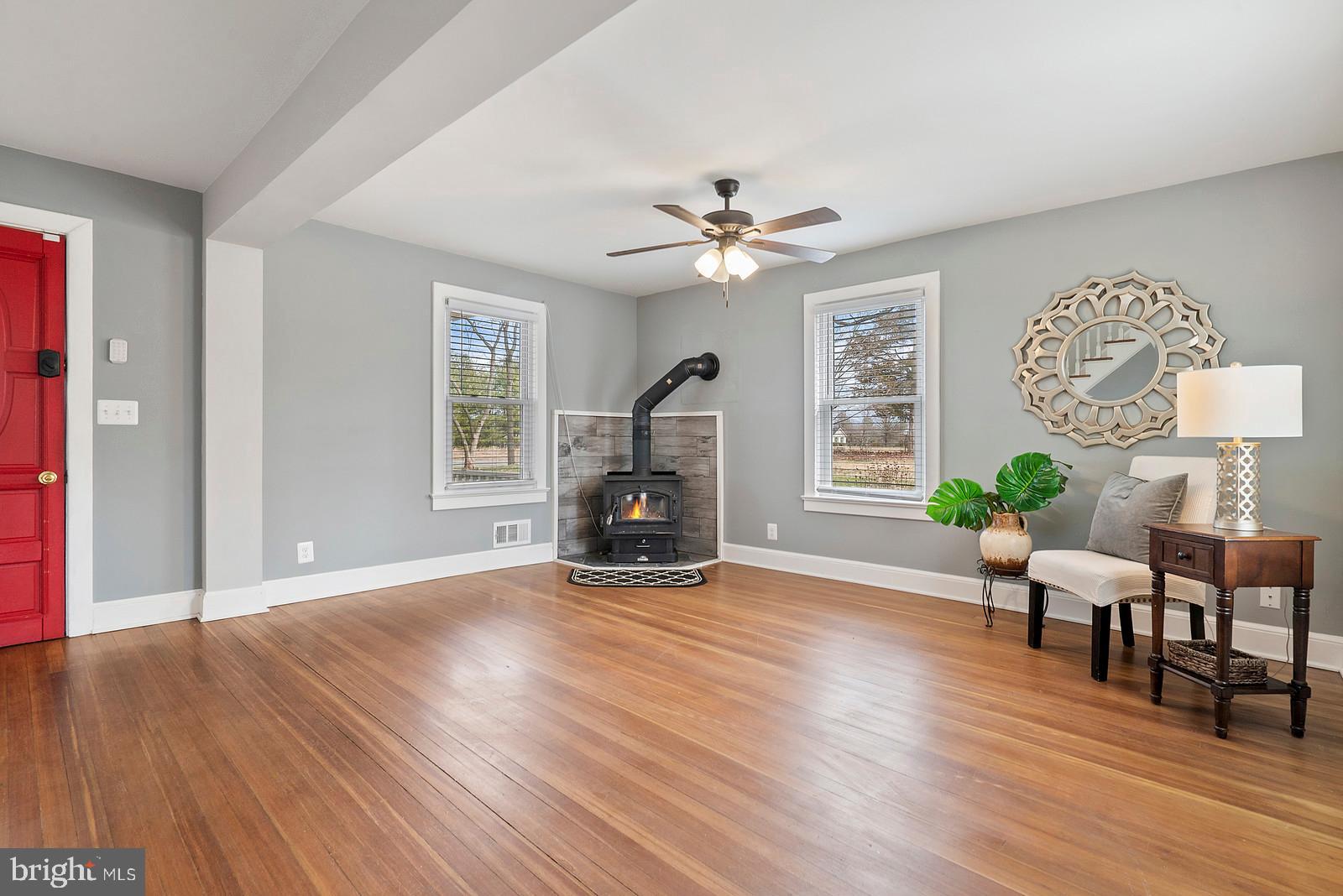 8722 Meetze Road Warrenton, VA 20187 - Photo 9 of 38 Gallery Image 9