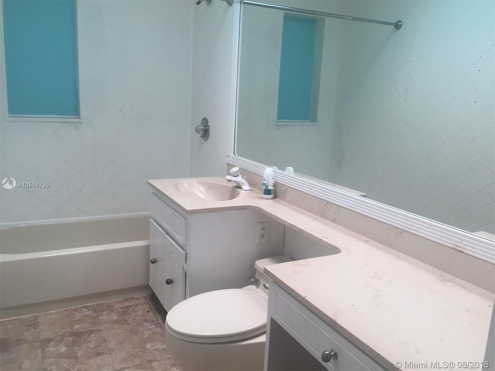482 Ridgewood Road Key Biscayne, FL 33149 - Photo 13 of 20