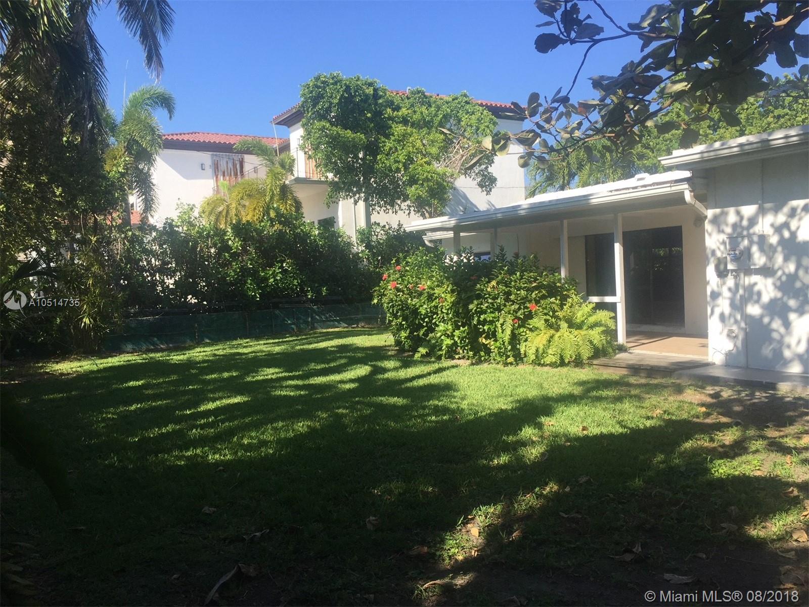 482 Ridgewood Road Key Biscayne, FL 33149 - Photo 5 of 20