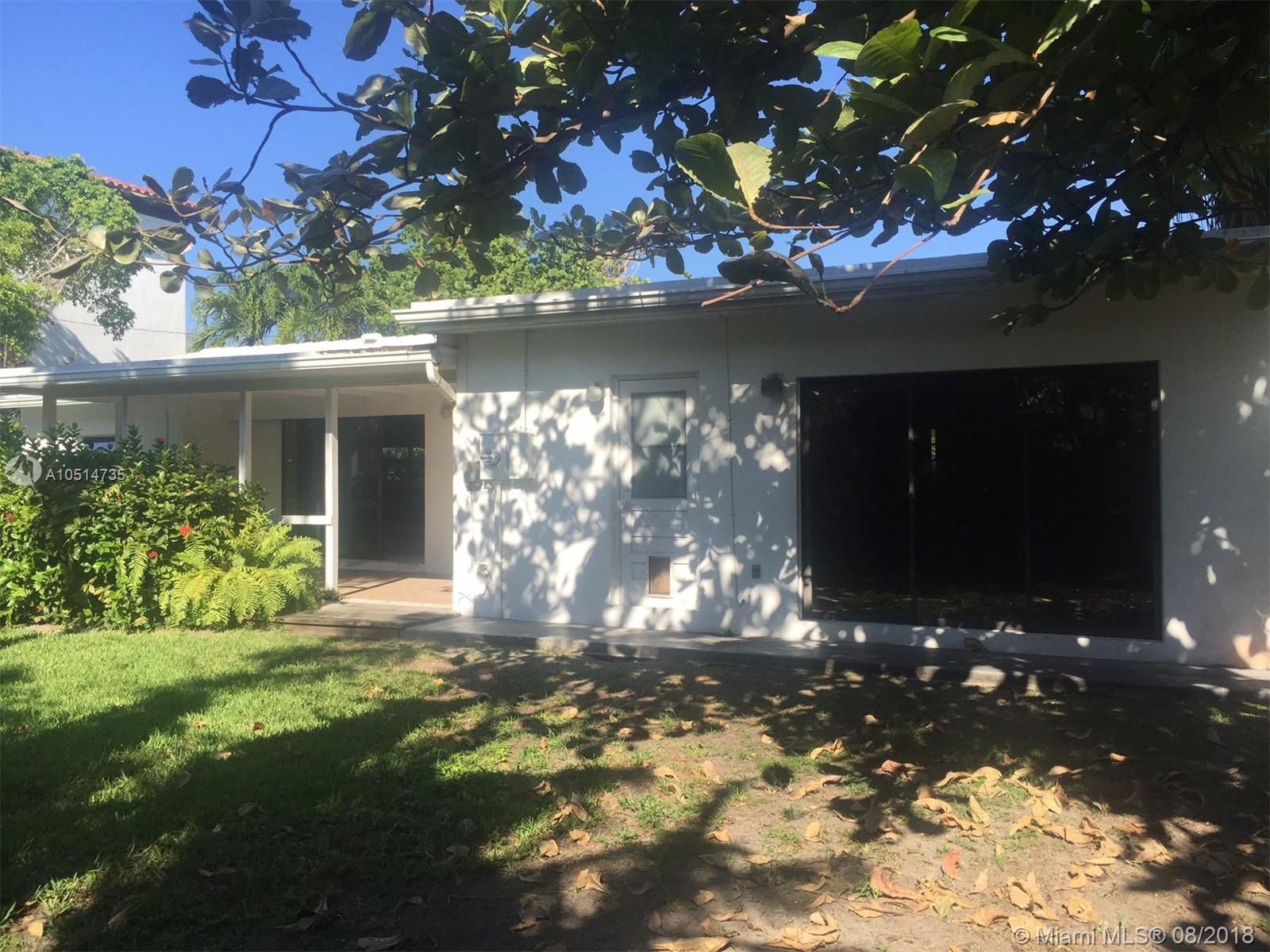 482 Ridgewood Road Key Biscayne, FL 33149 - Photo 6 of 20