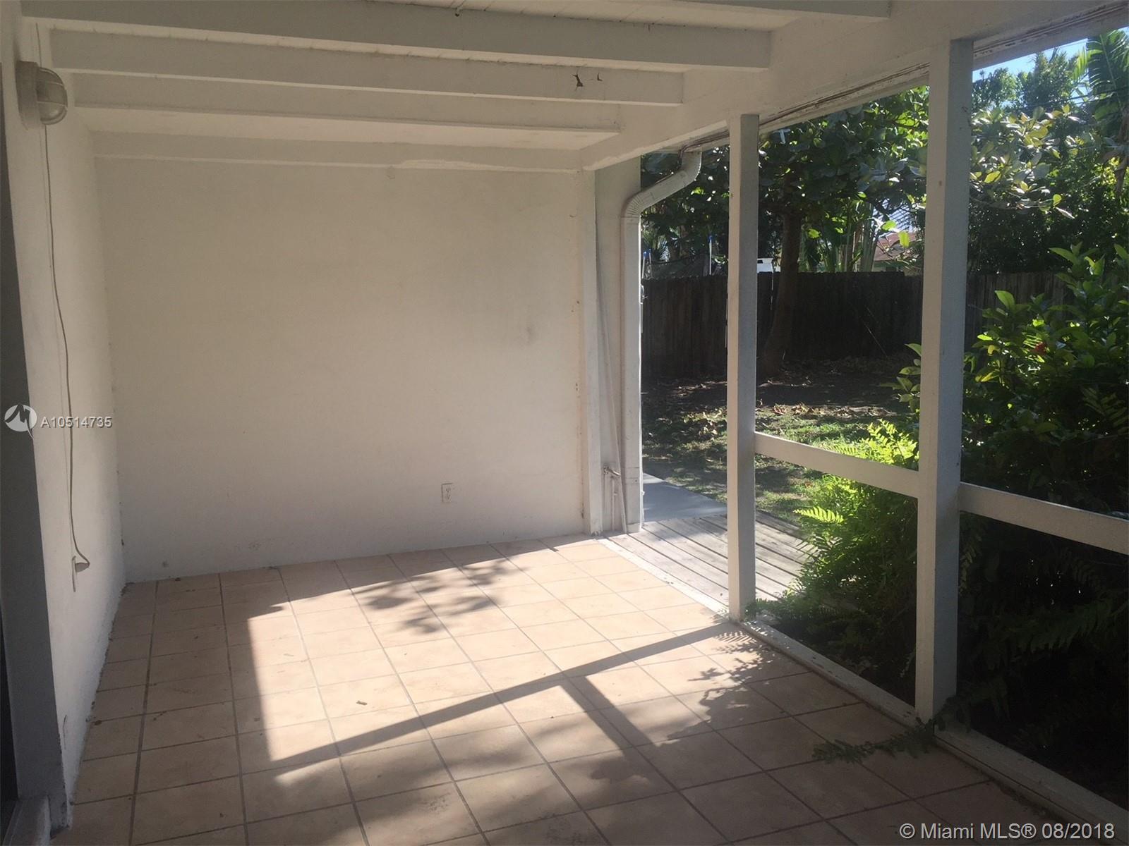 482 Ridgewood Road Key Biscayne, FL 33149 - Photo 8 of 20