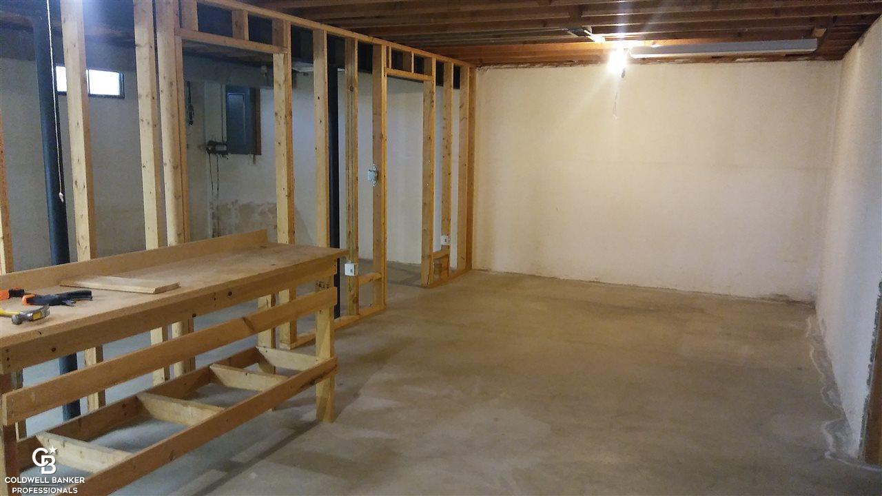 6492 North Oak Road Davison, MI 48423 - Photo 53 of 61 Basement