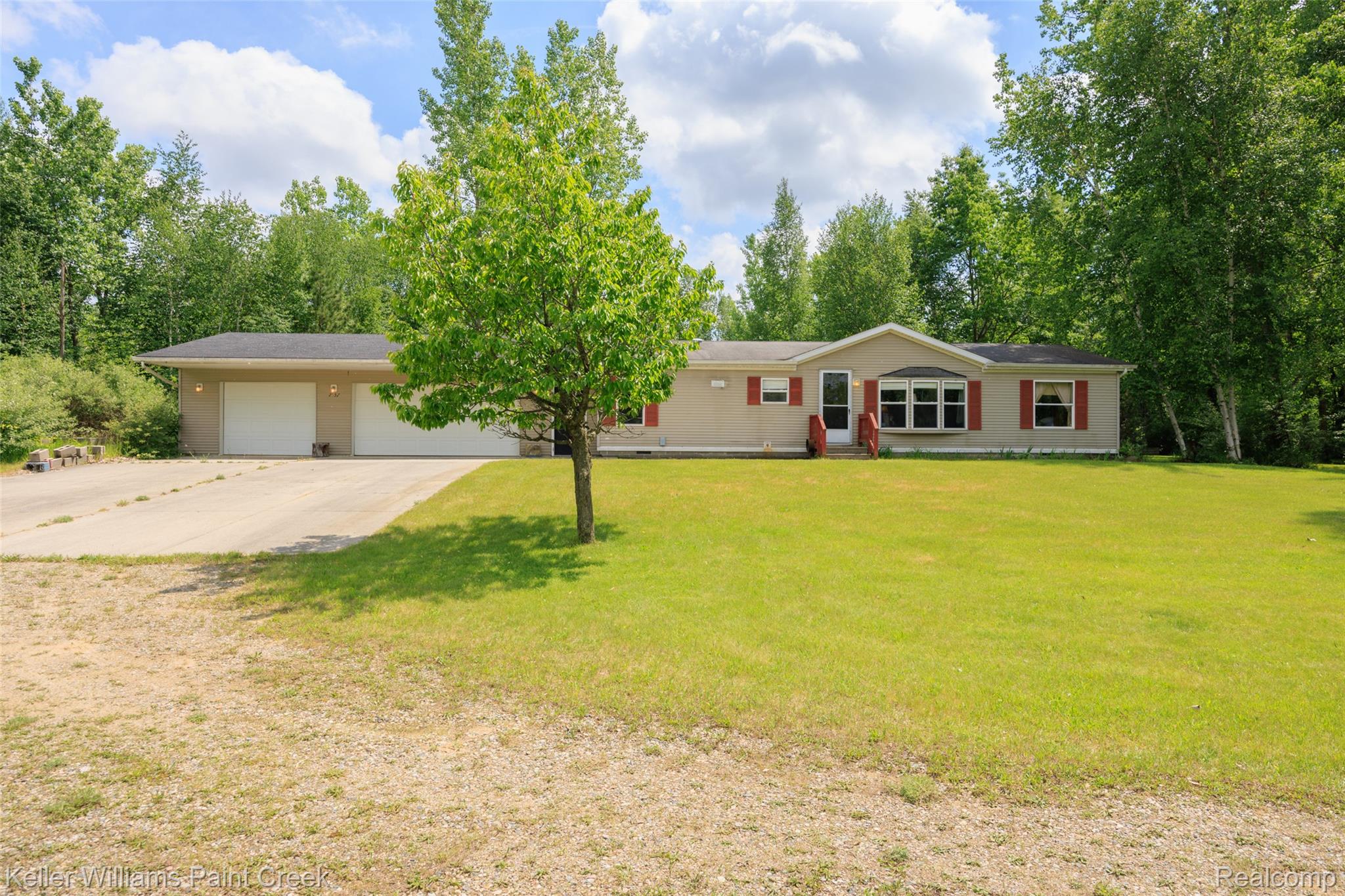 2457 West Harrington Road Croswell, MI 48422 - Photo 2 of 42 2457 W Harrington 01.jpg