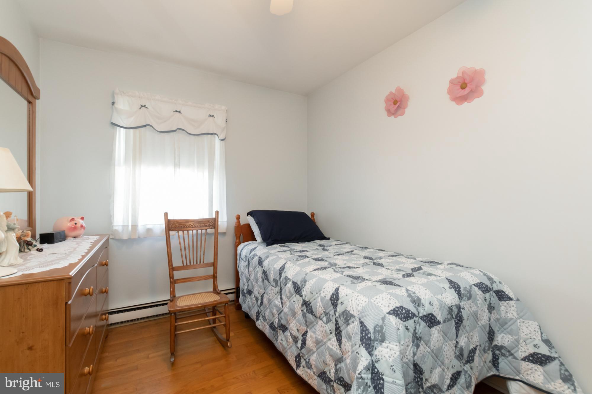 1492 Thies Drive Pasadena, MD 21122 - Photo 22 of 37 Bedroom #3 with hardwood flooring