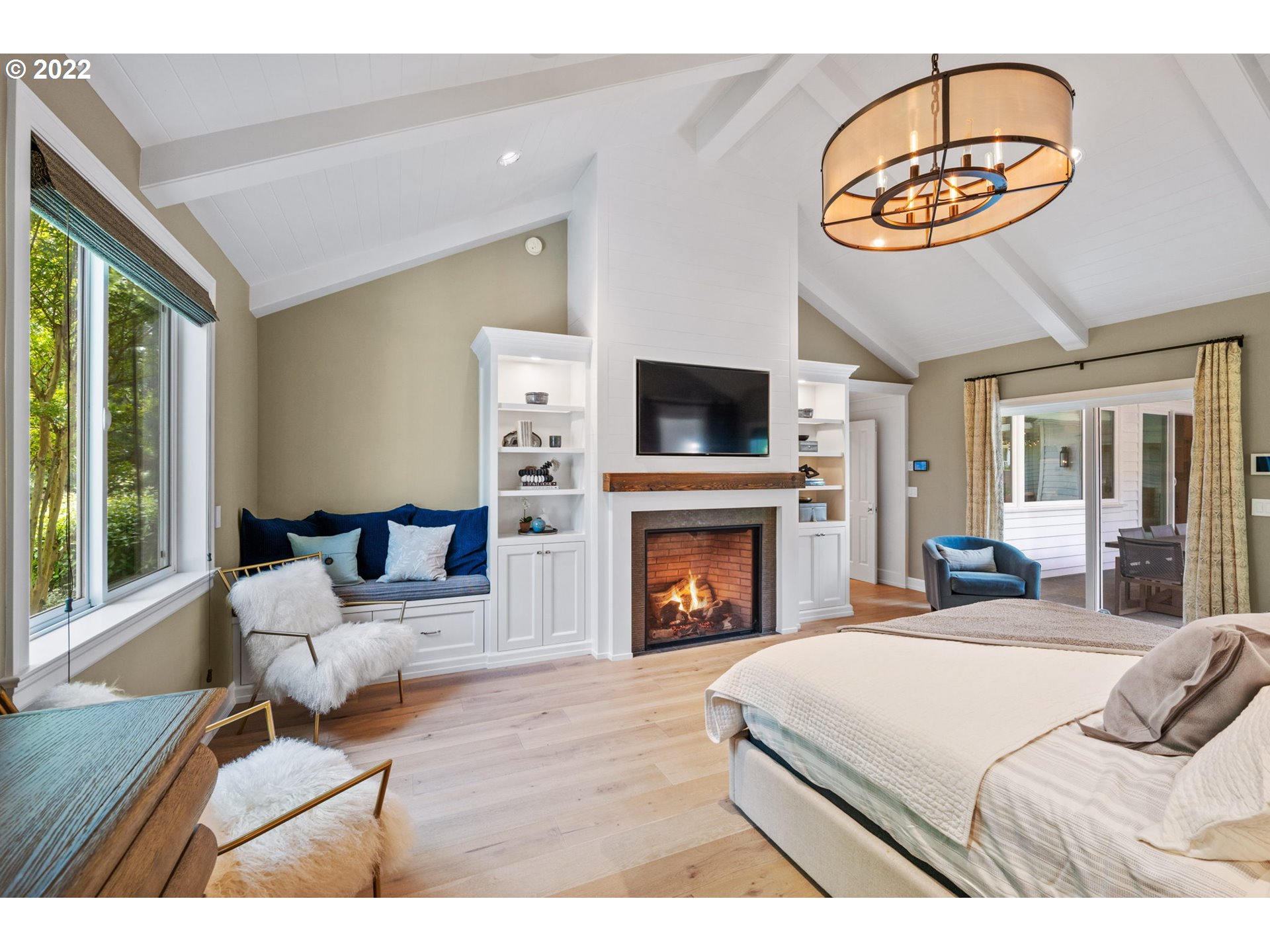 29195 Northeast Benjamin Road Newberg, OR 97132 - Photo 13 of 32 a bedroom with a bed and a fireplace