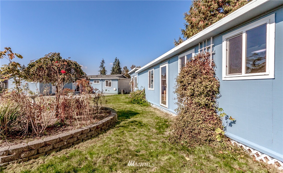 14119 Southeast 195th Place Renton, WA 98058 - Photo 19 of 21 Gallery Image 19
