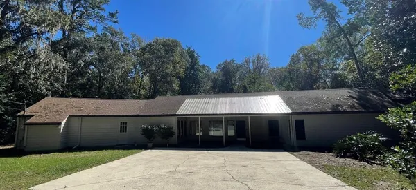 $3,000 | 2001 Northwest 15 Avenue, Gainesville, FL 32605